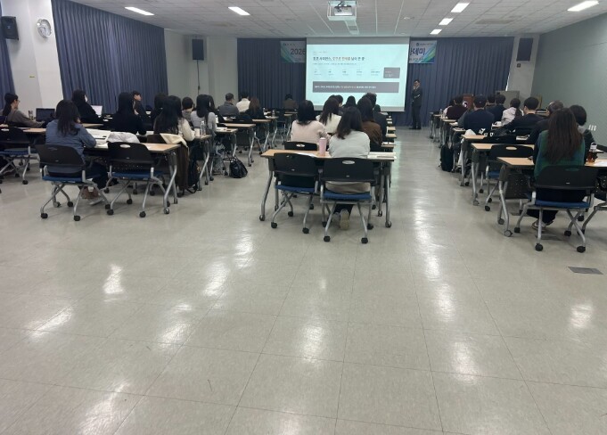 충주시, ‘2026 수출기업 통상아카...
