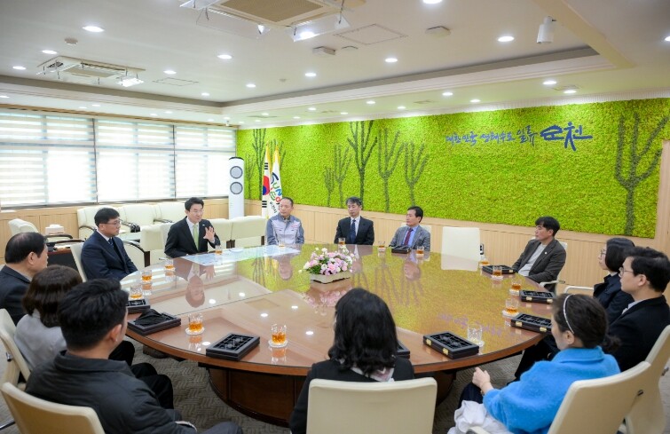 순천시, 지방세 유공납세자 인증패 수...