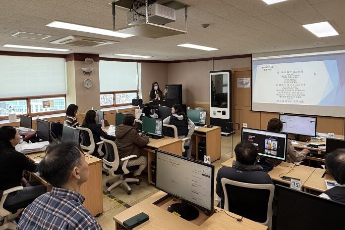 "라이브커머스 교육받고 방송...