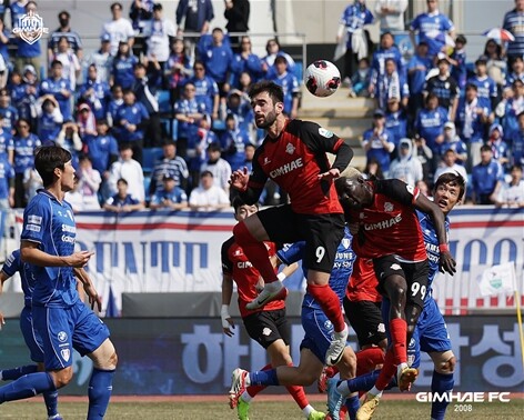 김해FC2008, 수원전 0-3 패배...