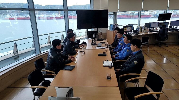울산해경, 국가중요시설 해상 보안태세...