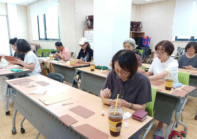 이천시 마장면, 5060중장년