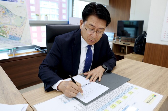 유보화 성동구청장, 정비사업 신속 추...