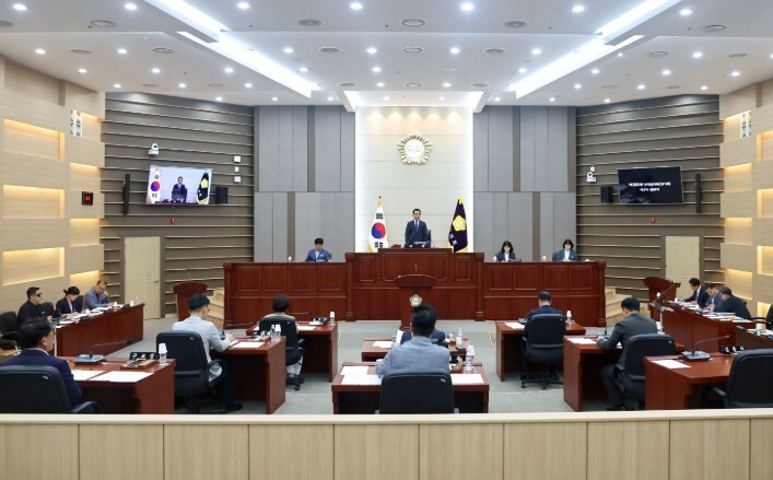 성주군의회, 제300회 임시회 개회 ...