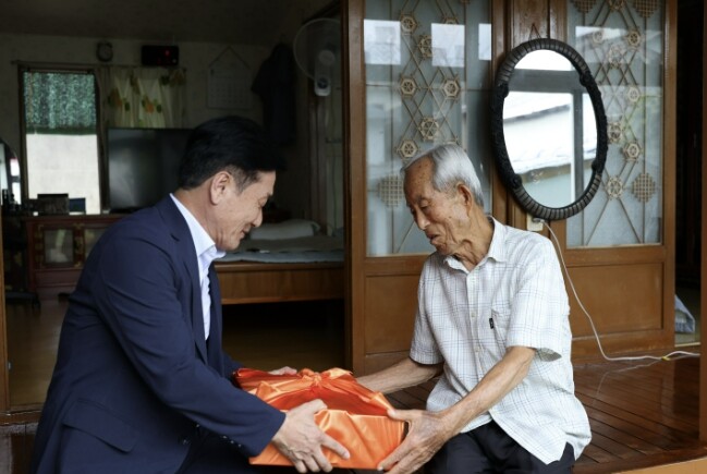 남해군, 81주년 광복절 독립유공자 ...