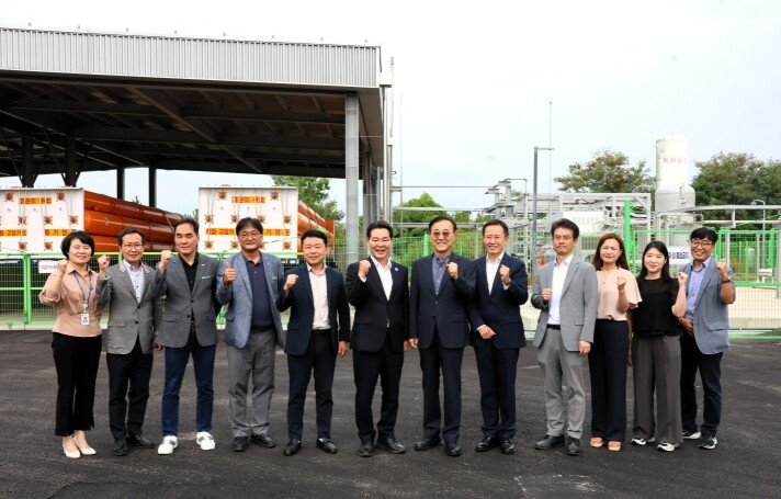 김윤덕 국토교통부 장관, 부안 수소도...