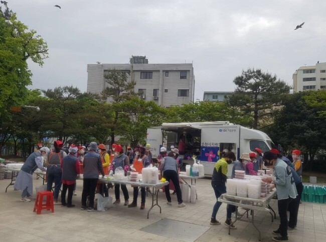 순천시자원봉사센터, ‘사랑의 밥차’ ...