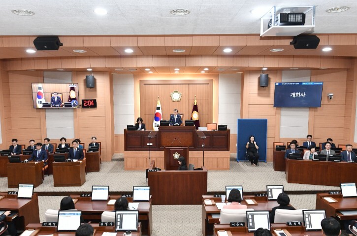 김해시의회 제282회 제1차 정례회 ...