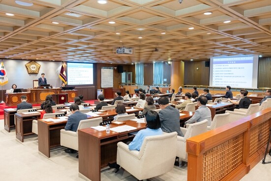 강남구의회, 15일간의 제337회 제...